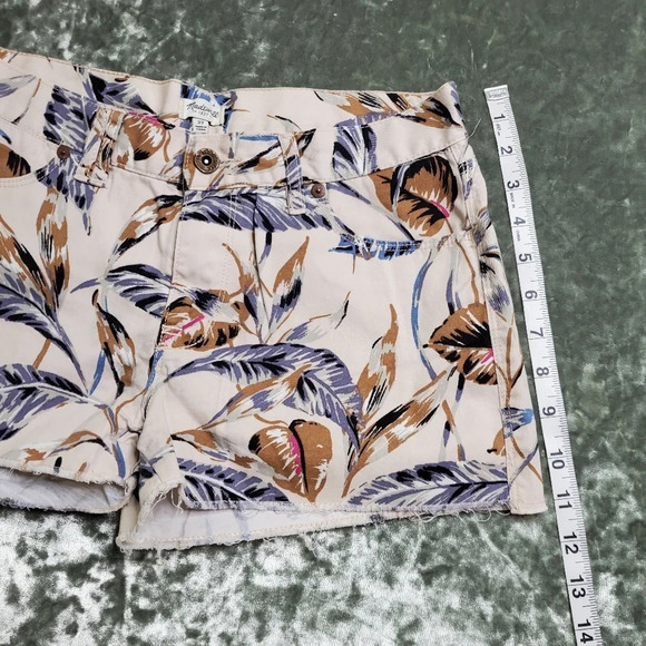 Madewell Leaf Print Shorts - Picture 7 of 8